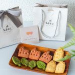 伴手禮贈送『迦南園烘焙庇護工場』的公益餅乾，可愛、溫馨兼顧著美味，為這場活動增添一份愛的溫度。