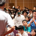 傾聽住戶們對於「家」的想法與期待，建立起與住戶間的情感交流及累積信任的橋樑。